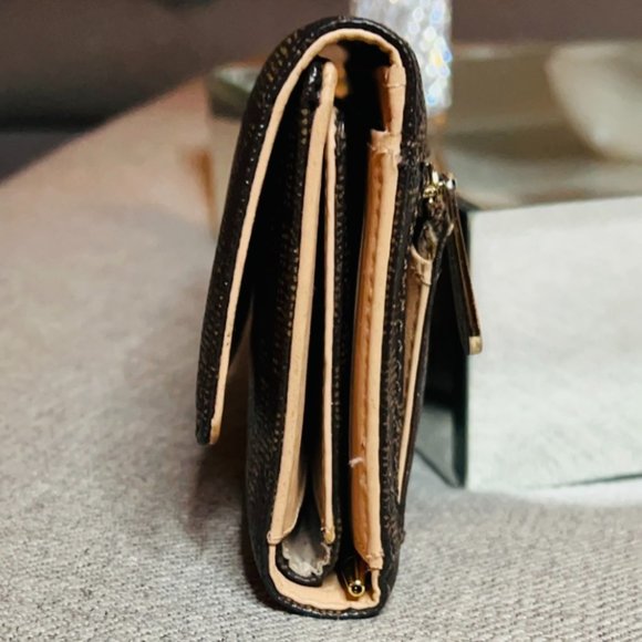 MICHAEL KORS Jet Set MK Logo Checkbook Wallet -Brown - Picture 4 of 14